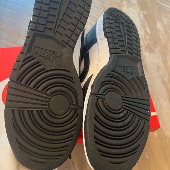 Nike Dunk Low Retro size 10 - Picture 3 of 4